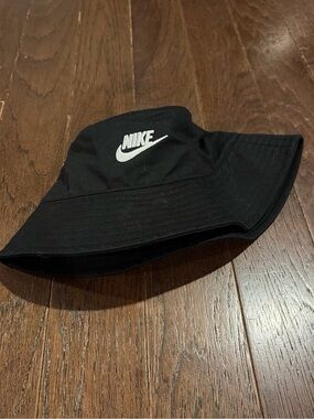 Nike Black Bucket Hat